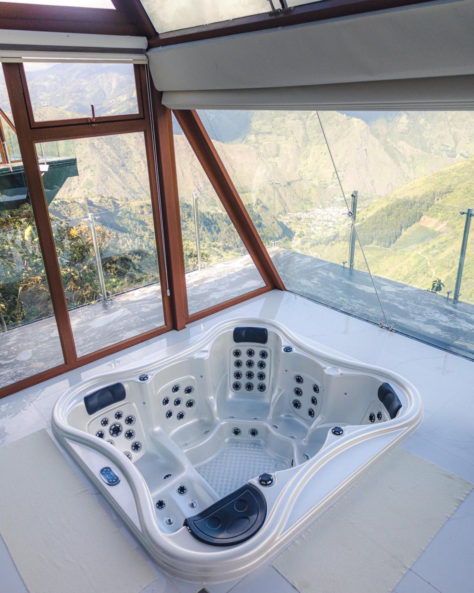 Pachamama Ecolodge Banos De Agua Santa - Ecuador Экстерьер фото